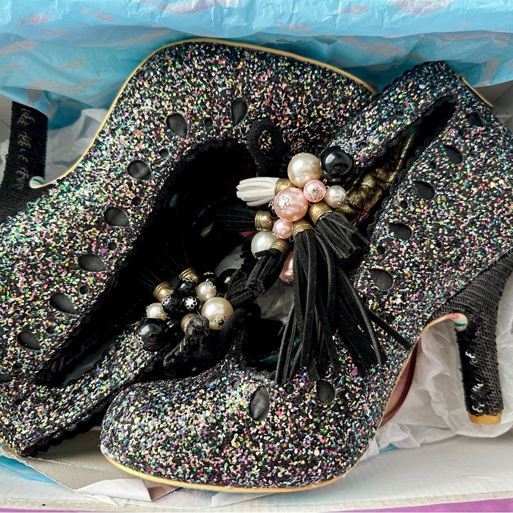 Irregular Choice Princess Promise Heel in Black size 41